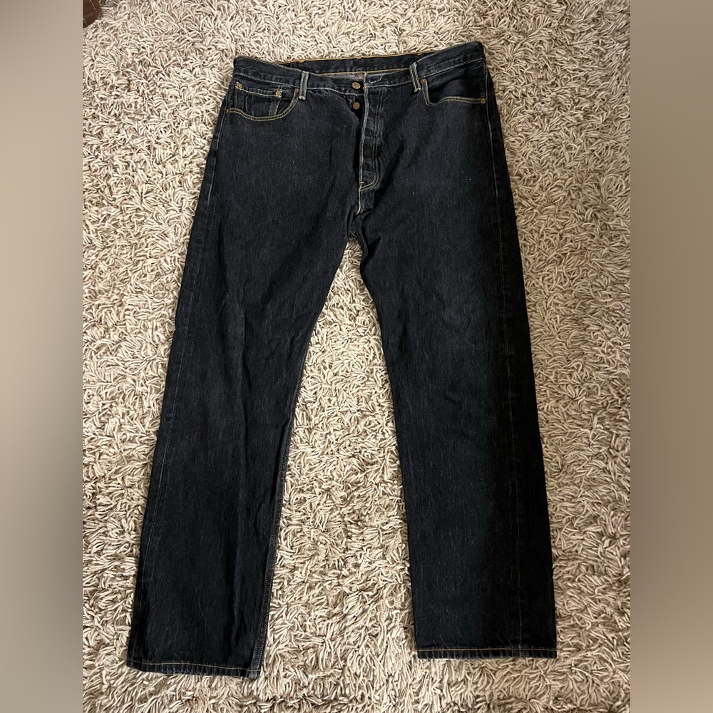 Classic Black Denim Jeans Levi's 40 x 36 • 40 waist 36 length • 501 style